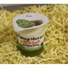 4 fromages blancs sur lit de kiwi