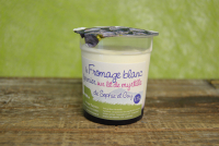 4 fromages blancs sur lit de myrtille