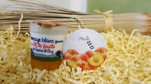4 fromages blancs sur lit de pêche
