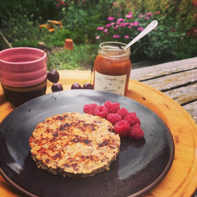 2 galettes matin au jardin