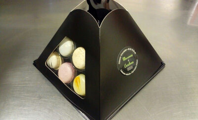 Pyramide de 24 macarons