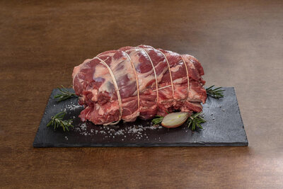 Epaule d'agneau désossée roulée