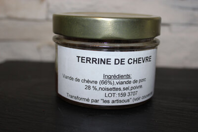 Terrine de chèvre au poivre vert