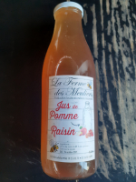 Jus de pomme raisin plat
