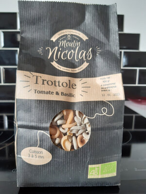 Pâtes blanches - trottole tomate & basilic