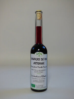 Vinaigre de vin aromatisé à la menthe poivrée