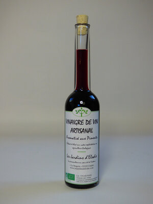 Vinaigre de vin aromatisé aux piments