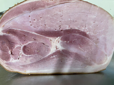 Jambon cuit à l'os fumé