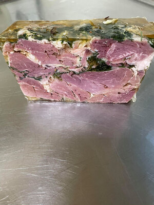 Jambon persillé