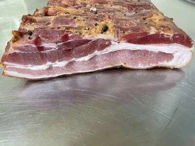 Poitrine de porc fumée