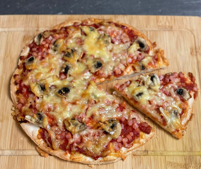 Pizza individuelle reine - sans oeuf