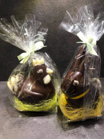 Lapin en chocolat noir