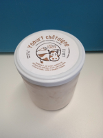 Yaourt brassé à la confiture de châtaigne