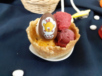 Nid de pâques (vanille de m/fruits rouges)