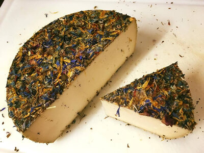 250gtommette fermière aux fleurs de printemps