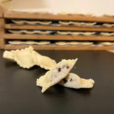 Raviolis volaille d’alsace/truffe noire