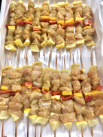 Brochettes de poulets marinées curry méditerr