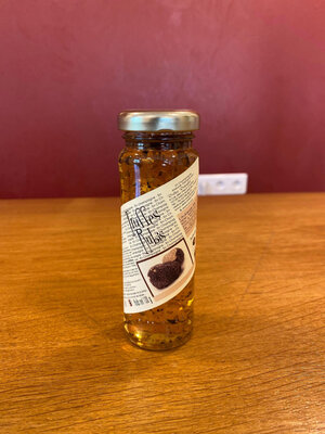 Confit de ratafia et truffe