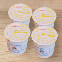 4 yaourts aromatisés banane
