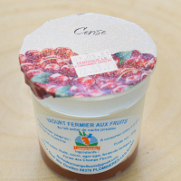 1 yaourt à la confiture de cerise