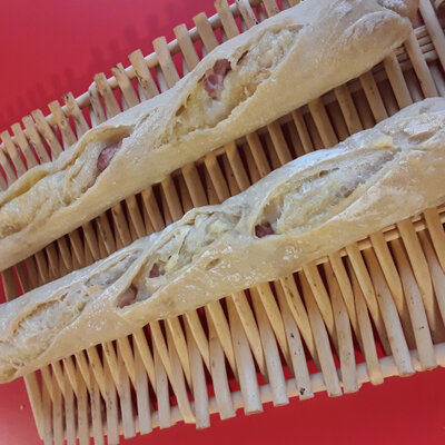 2 ficelles lard fromage