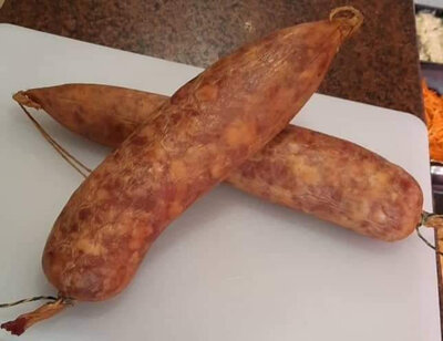 Saucisse au couteau