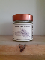 Bougie cèdre