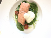 Varmrøget pavé de saumon fumé avec persillade