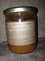 A table - coulis/jus de tomates 'jaunes'
