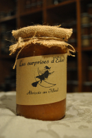 Préparation de fruits abricots au tilleul