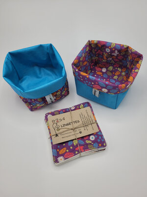 Lingettes/panier imperméable fleurs/bleu