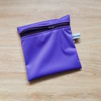 *pochette imperméable-violet