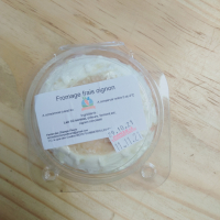 Fromage frais à l'oignon