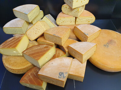 Raclette du doubs au lait cru