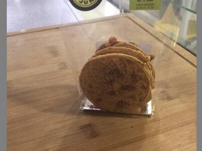 Bricelet aux noix torréfiées