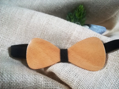 Nœud papillon en bois de hêtre
