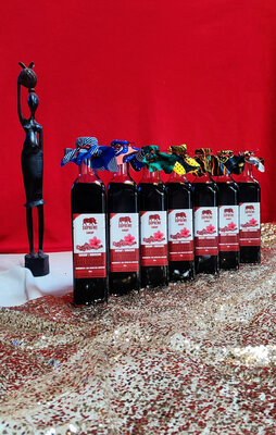 Sirop d'hibiscus et son chapeau wax