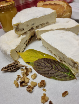 Camembert fermier au lait cru forestier