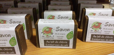 Savon exfoliant au lait de chèvre/ marc café
