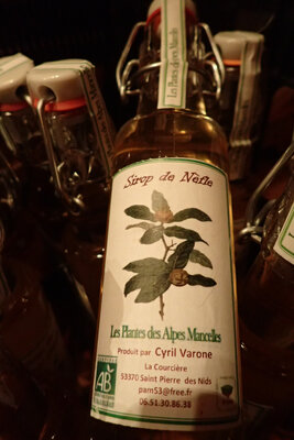 Sirop de nèfle