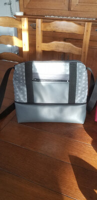 Sac à main simili gris/motifs gris