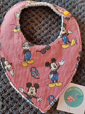 Bavoir triangle 0-12 mois 'mickey'