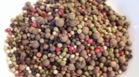 4 poivres grains