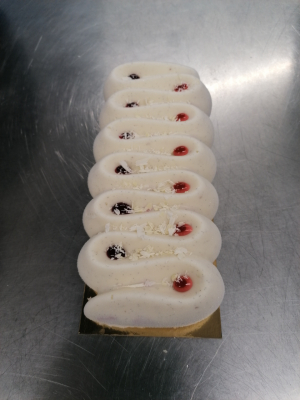 Dessert glacé aux fruits rouges