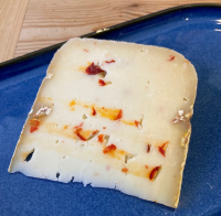 Tomme de brebis au piment d'espelette
