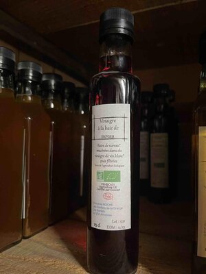 Vinaigre à la baie de sureau
