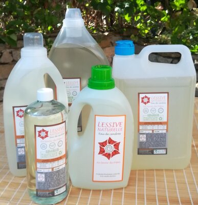 Lessive naturelle eau de cendres