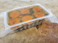 Terrine de poulet en gelée