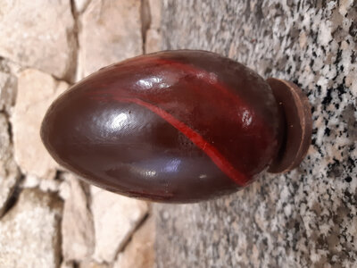 Oeuf garni noir