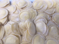 Lune au bacon grillé et petits pois